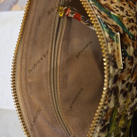 NWT ❣️Brahmin 💎 Daisy Botanic Melbourne Leather Wristlet W/Dustbag Authentic ! - Picture 4 of 8